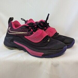 EUC - Nike Zoom Freak 3 Basketball Sneaker (Giannis Shoe) - Big Kid Size 6.5